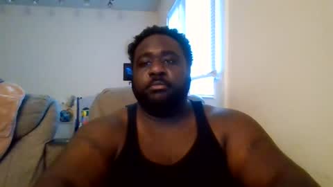 Snapshot of whiskeyandcoke24 chatting on 06/17/26, 10:10 WhiskeyandCoke online show from 06/17/26, 10:10