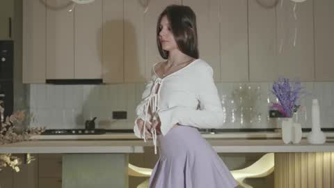 Snapshot of whisper_of_love chatting on 11/19/25, 02:11 Naomi online show from 11/19/25, 02:11