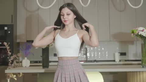 Snapshot of whisper_of_love chatting on 11/24/25, 02:11 Naomi online show from 11/24/25, 02:11