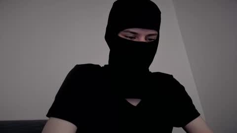 whispero_o online show from 02/14/26, 05:48