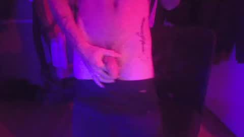 Snapshot of whispersonhickory chatting on 12/18/24, 08:42 whispersonhickory online show from 12/18/24, 08:42