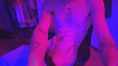 Snapshot of whispersonhickory chatting on 12/19/24, 10:56 whispersonhickory online show from 12/19/24, 10:56