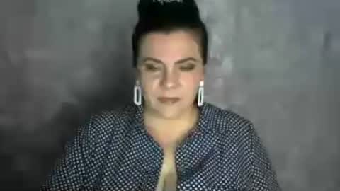 Snapshot of white__queen_ chatting on 06/17/26, 07:11 white__queen_ online show from 06/17/26, 07:11