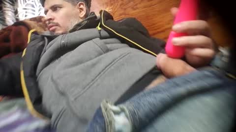 Snapshot of white_boy15 chatting on 12/21/24, 10:40 n n15 online show from 12/21/24, 10:40