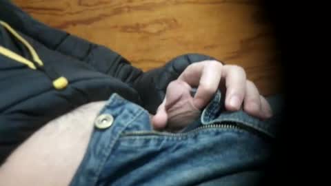 Snapshot of white_boy15 chatting on 12/30/24, 08:10 n n15 online show from 12/30/24, 08:10