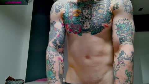 Max online show from 10/20/25, 02:45