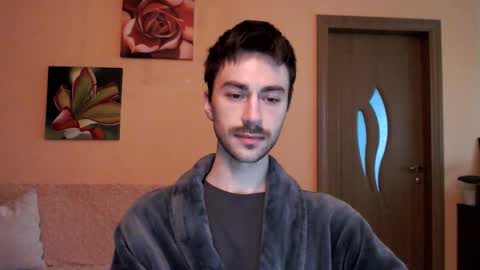 Tom online show from 10/01/25, 02:23