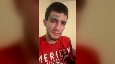 Snapshot of whiteboiiandhisbitch chatting on 03/19/26, 06:06 whiteboiiandhisbitch online show from 03/19/26, 06:06