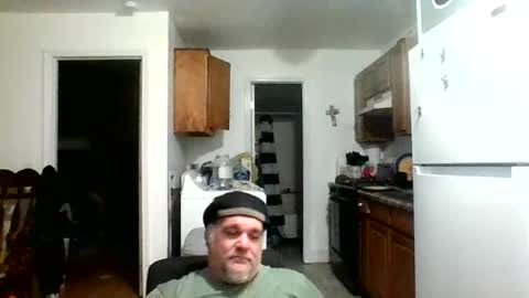 Snapshot of whiteboyguidx chatting on 10/27/25, 11:41 Tony Floyd online show from 10/27/25, 11:41