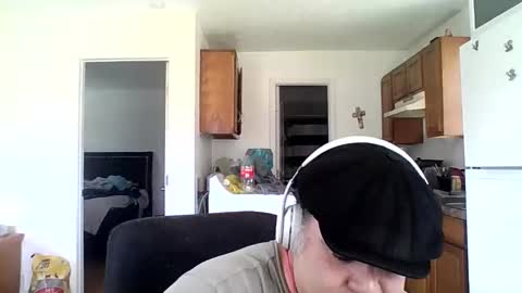 Tony Floyd online show from 12/19/25, 04:03