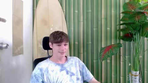 Snapshot of whiteboyinasia chatting on 09/22/25, 04:36 Christian online show from 09/22/25, 04:36