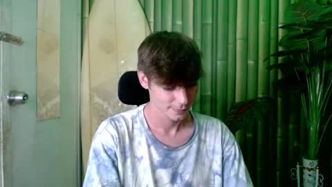 Snapshot of whiteboyinasia chatting on 09/23/25, 12:41 Christian online show from 09/23/25, 12:41