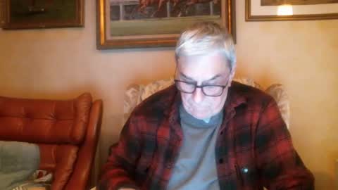 Snapshot of whitebriefs009 chatting on 01/22/25, 05:49 whitebriefs009 online show from 01/22/25, 05:49