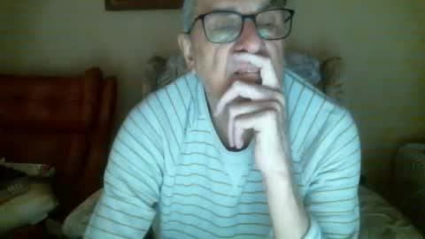 Snapshot of whitebriefs009 chatting on 01/23/25, 09:18 whitebriefs009 online show from 01/23/25, 09:18