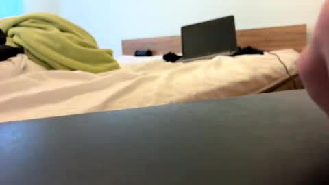 whitebulgarian online show from 09/14/25, 03:22