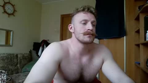 Snapshot of whitebull97 chatting on 05/11/26, 04:15 WhiteBull online show from 05/11/26, 04:15