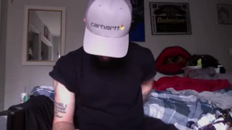 just  str8 stud nut  1000 online show from 02/18/25, 08:25