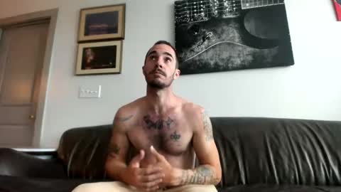 Snapshot of whitechocalate91 chatting on 03/09/26, 03:38 just str8 stud nut 1000 online show from 03/09/26, 03:38