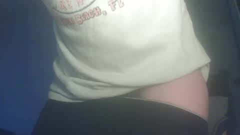 Whiteduke online show from 10/29/25, 07:48