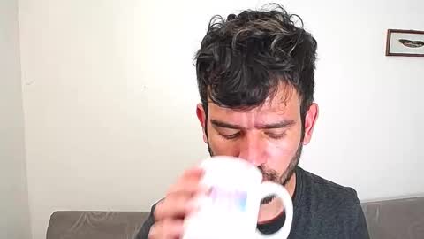 Dylan white online show from 01/15/25, 05:47