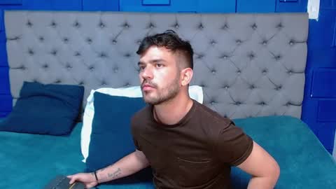 Dylan white online show from 02/07/25, 08:31