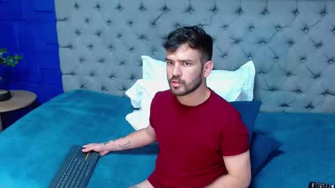 Dylan white online show from 02/14/25, 09:53