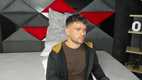 Dylan white online show from 03/03/25, 06:12