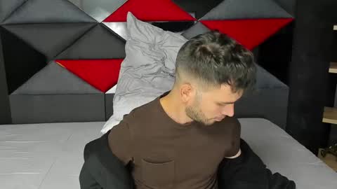 Dylan white online show from 03/03/25, 09:15