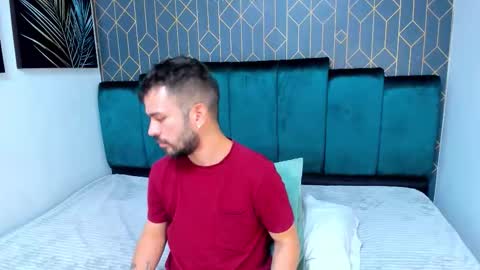 Dylan white online show from 09/20/25, 06:53