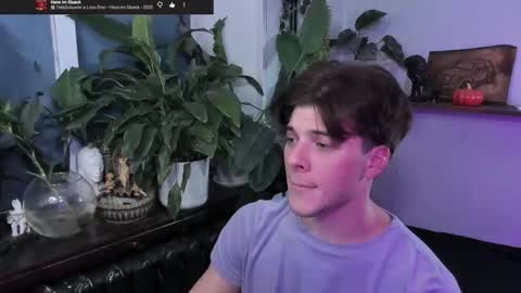 Gus online show from 10/31/25, 08:54