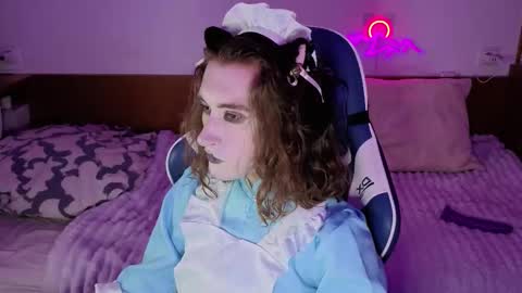 Yuuta online show from 09/10/25, 03:45