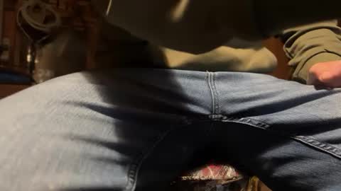 whiteneo online show from 10/12/25, 05:28