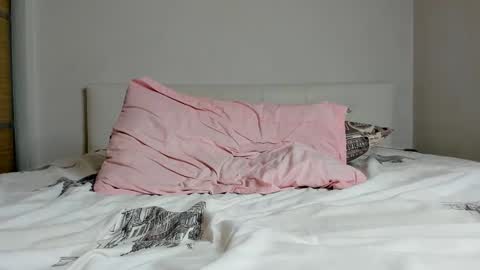 Ari online show from 12/24/24, 08:55