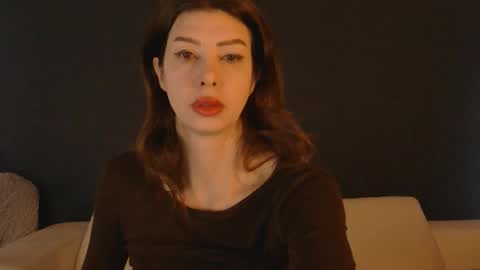 White Queen online show from 01/10/26, 09:00