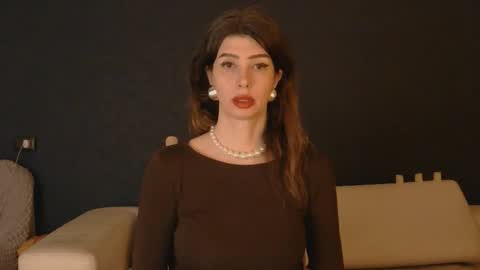 White Queen online show from 03/13/26, 09:43