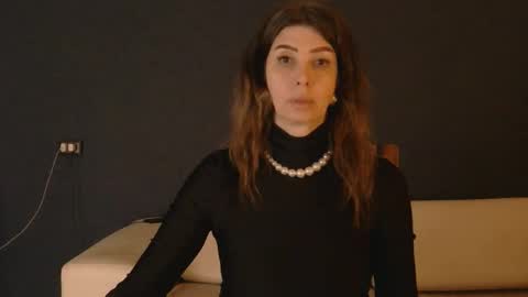 White Queen online show from 03/22/26, 10:02