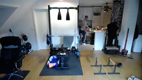 whiterabbit_86 online show from 09/13/25, 03:45