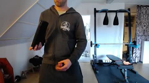 whiterabbit_86 online show from 10/26/25, 02:12