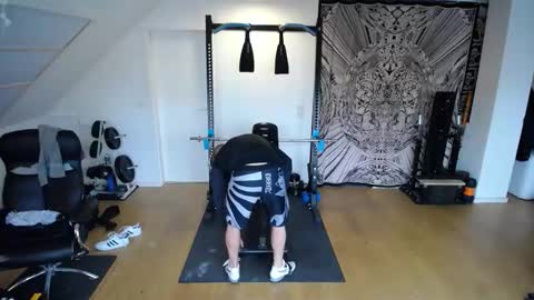 whiterabbit_86 online show from 10/30/25, 11:44