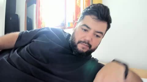 whites89w online show from 03/10/26, 02:33