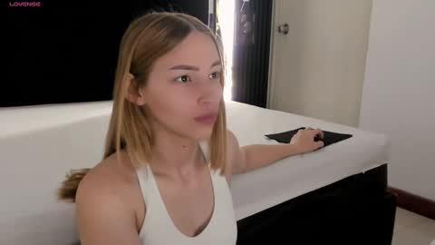 WhiteSun online show from 11/03/25, 12:50