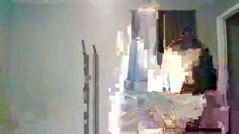 white wolf   jeremy online show from 12/13/24, 10:41