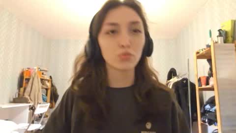 Snapshot of whitleyscianna chatting on 03/18/26, 06:22 Cindy online show from 03/18/26, 06:22