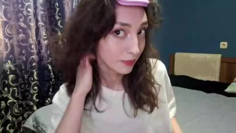 Snapshot of whitleyscianna chatting on 04/12/26, 03:17 Cindy online show from 04/12/26, 03:17