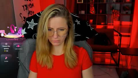 whitneypunnch online show from 02/03/26, 03:39