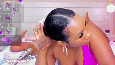 whitney online show from 12/06/24, 01:22