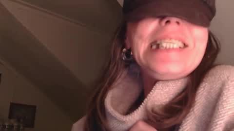 Miss Dior online show from 12/17/25, 05:13