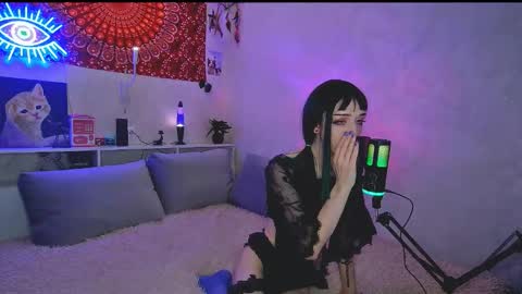 Alexa online show from 10/17/25, 01:03