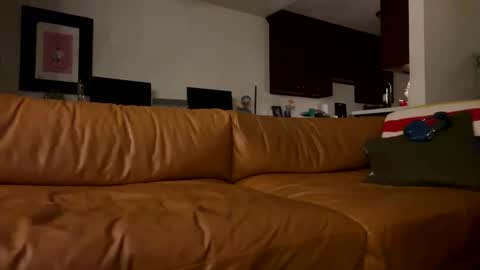 Snapshot of whoawerowhoa chatting on 11/01/25, 12:40 whoawerowhoa online show from 11/01/25, 12:40