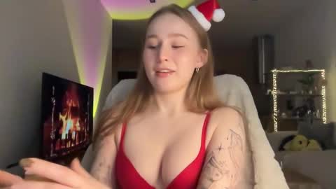 Alisa online show from 12/04/25, 07:39